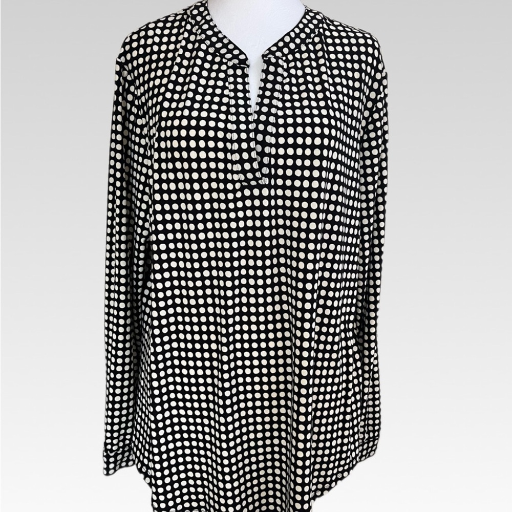 NWT Anne Klein Black and White Dot Blouse SIZE XL